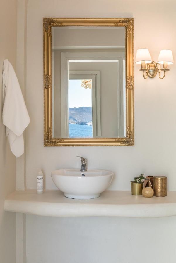 Eneos Kythnos Beach Villas-Executive And Premium Villas المظهر الخارجي الصورة